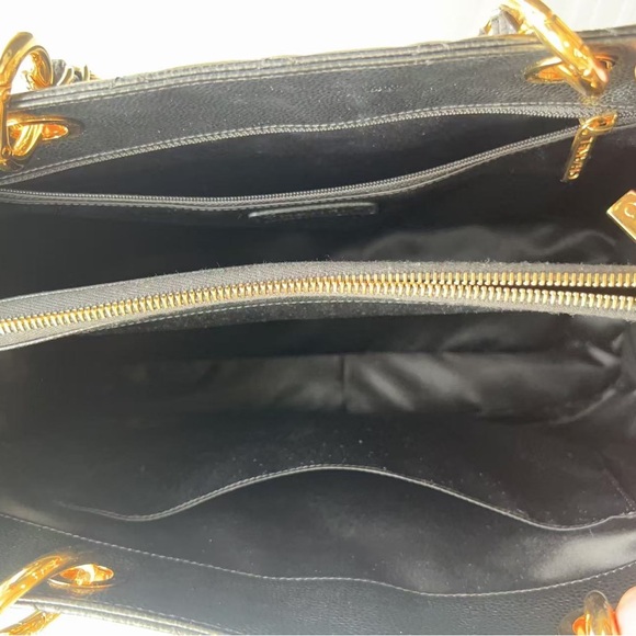 Chanel GST Caviar Tote Gold Chain Bag - Picture 4 of 8